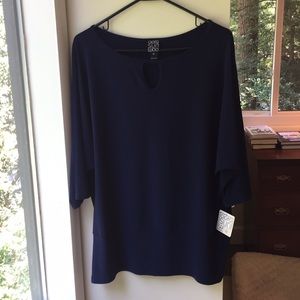 NWT Navy keyhole blouse